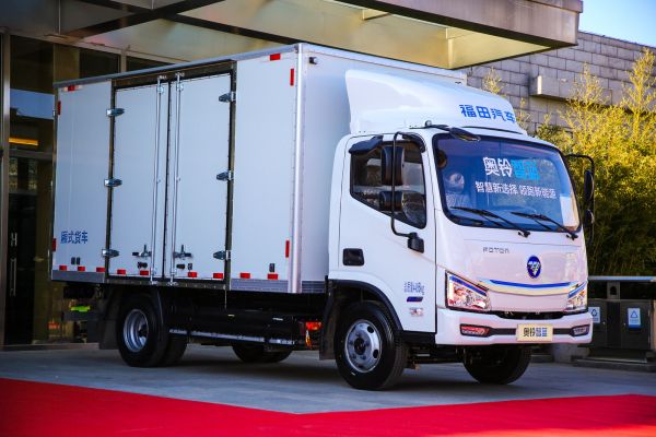 奧鈴電車智藍(lán)